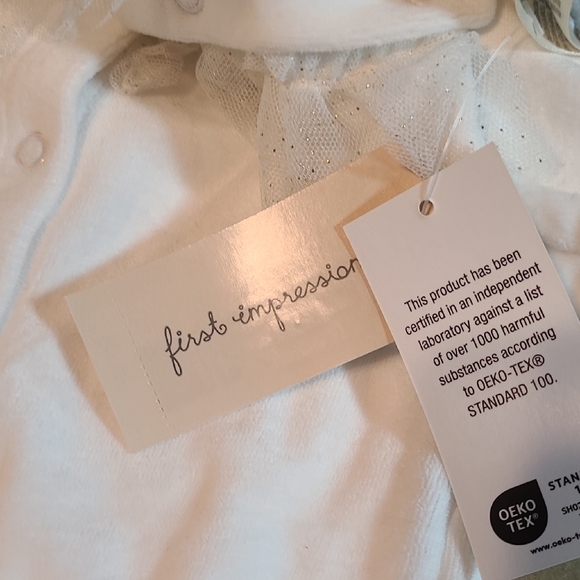 First Impressions White Baby Coverall Velvet Feel 3-6 Months NWT Snap Front - Picture 4 of 7